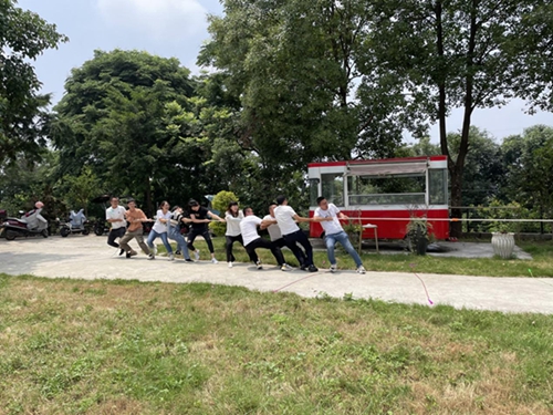 �����l(f��)չ��˾���ж��^�M(j��n)�����h������������l(f��)չ��˾�_չ����(hu��)���(d��ng)